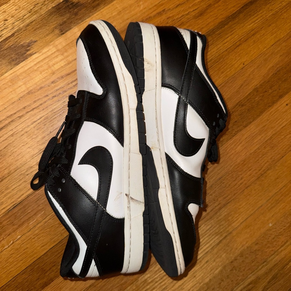 Nike Men's Size 12 PANDA DUNKS - Picture 6 of 7